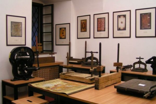 Exposition of artistic bookbinding in the Loket Municipal Library